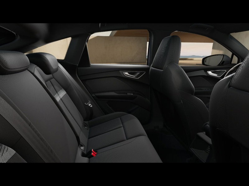 Audi Q4 Sportback nuova a Firenze (10)