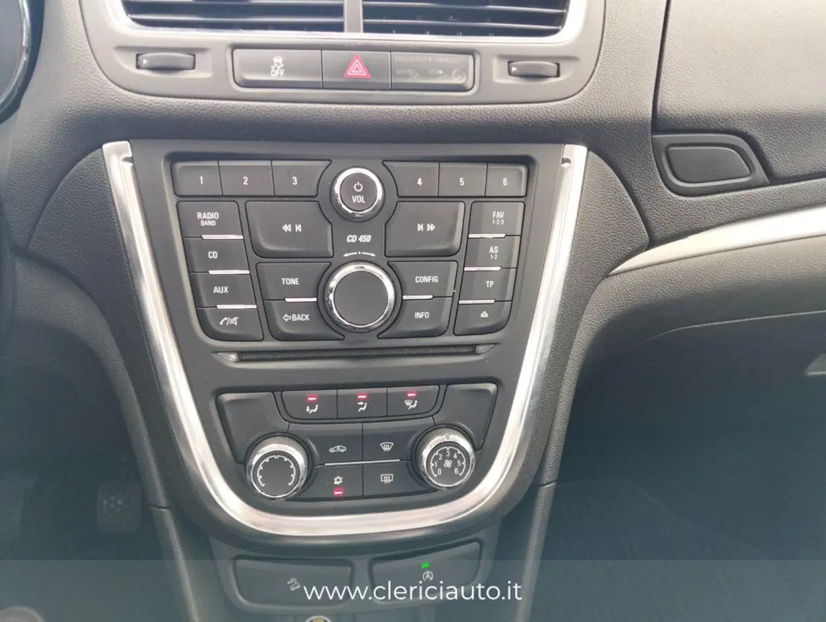 Opel Mokka usata a Como (12)