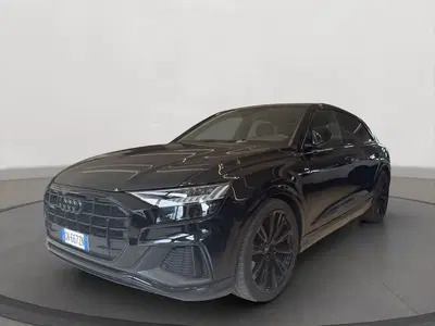 Audi Q8 Q8 50 TDI 286 CV quattro tiptronic Sport del 2023 usata a Latina
