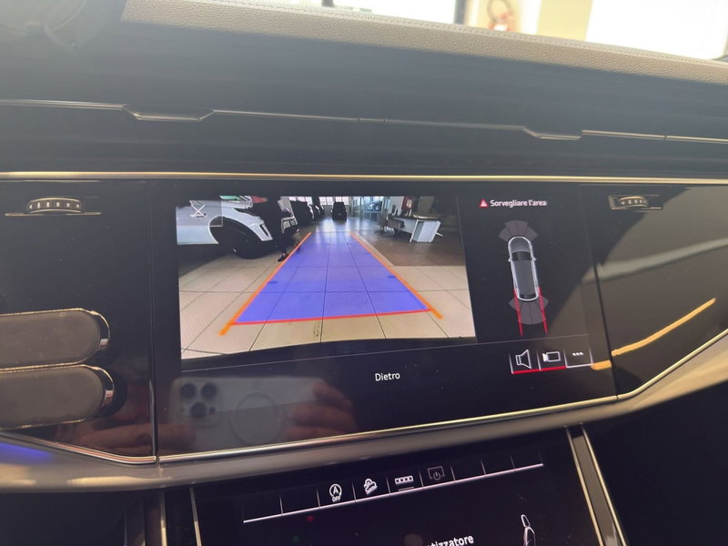 Audi Q8 usata a Latina (15)