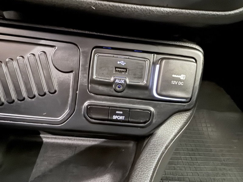 Jeep Renegade usata a Latina (18)
