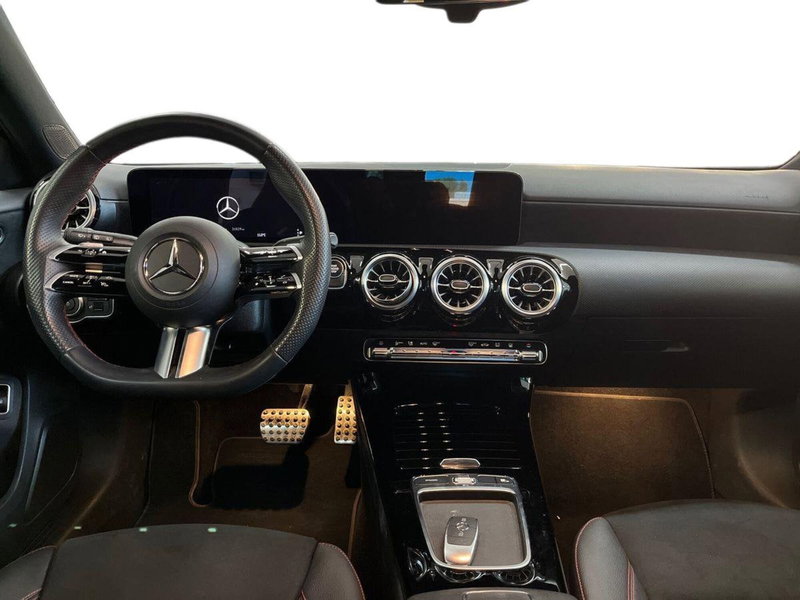 Mercedes-Benz Classe A usata a Bari (8)