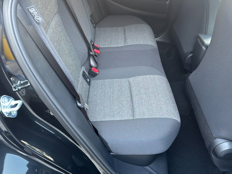 Toyota Toyota C-HR nuova a Ferrara (8)