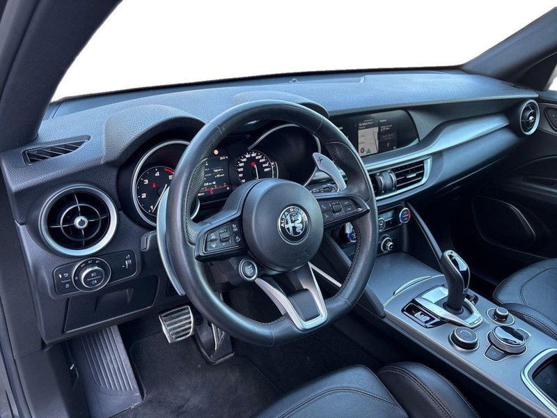 Alfa Romeo Stelvio usata a Pescara (8)
