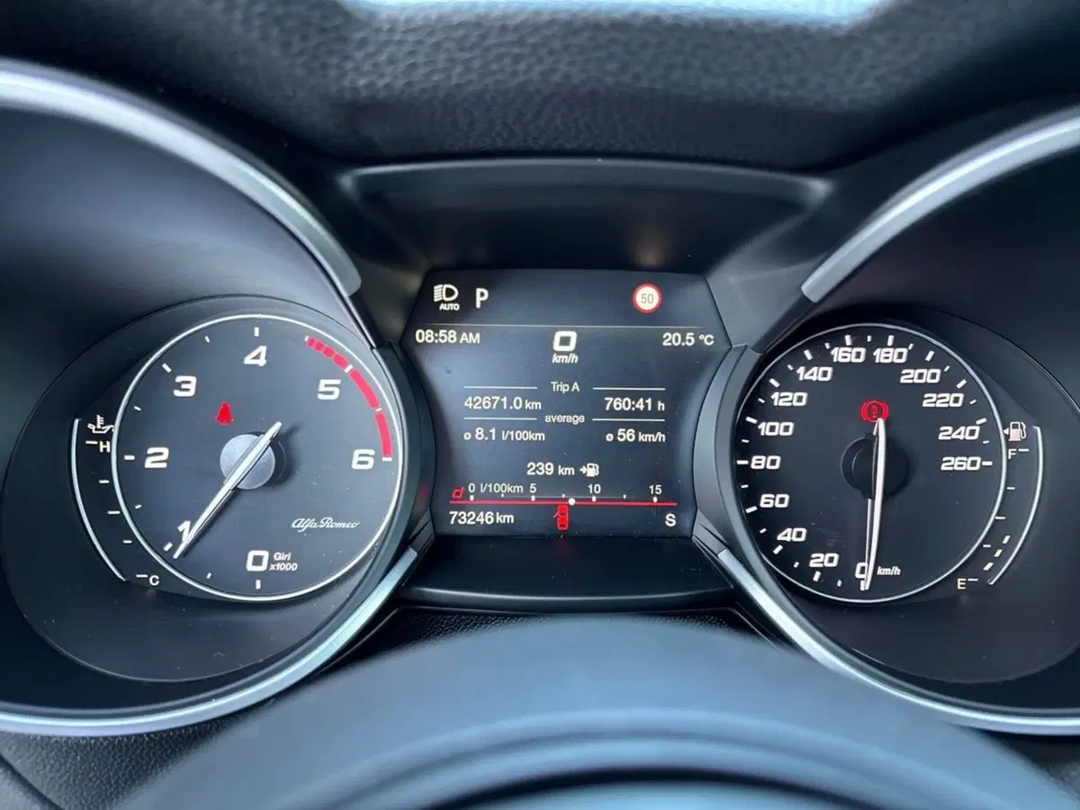 Alfa Romeo Stelvio usata a Pescara (9)