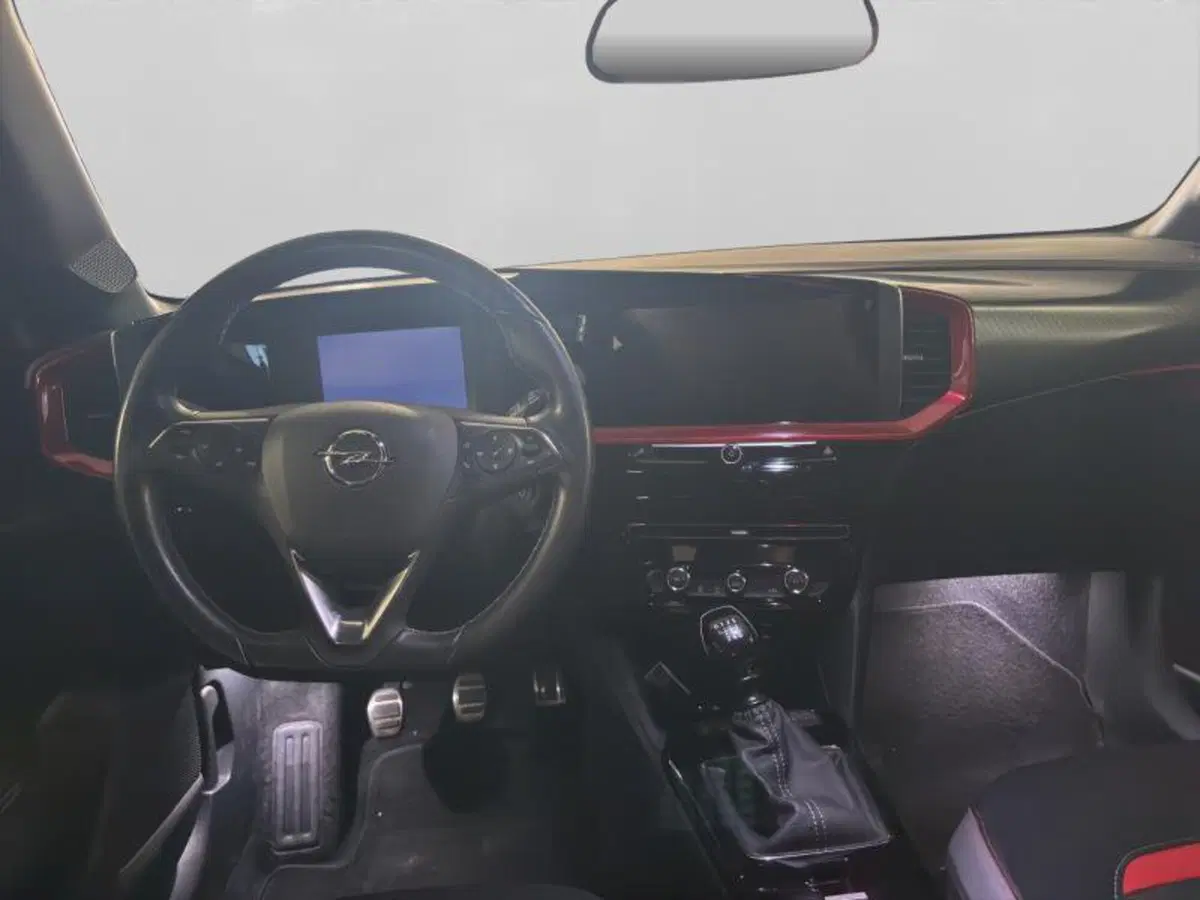 Opel Mokka usata a Genova (11)