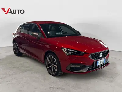 SEAT Leon 1.5 hybrid FR 116cv dsg nuova a Vercelli