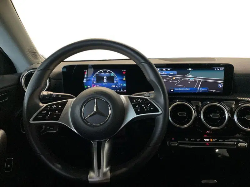 Mercedes-Benz CLA Shooting Brake usata a Ancona (11)