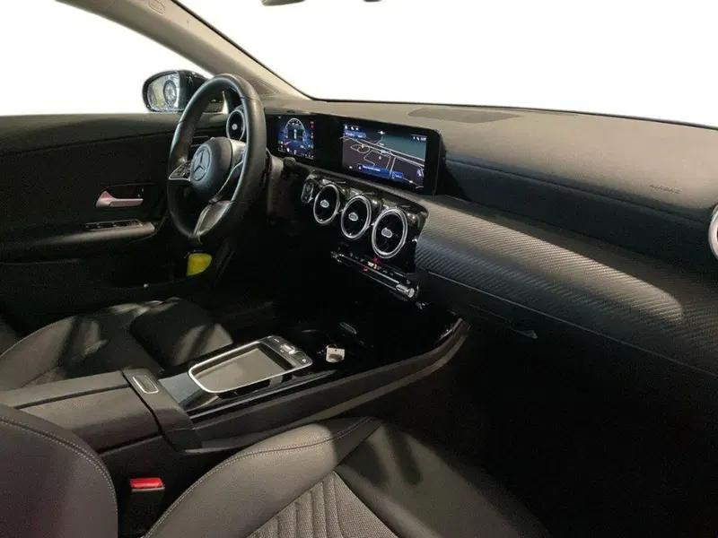 Mercedes-Benz CLA Shooting Brake usata a Ancona (12)