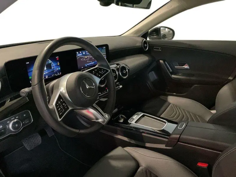 Mercedes-Benz CLA Shooting Brake usata a Ancona (16)