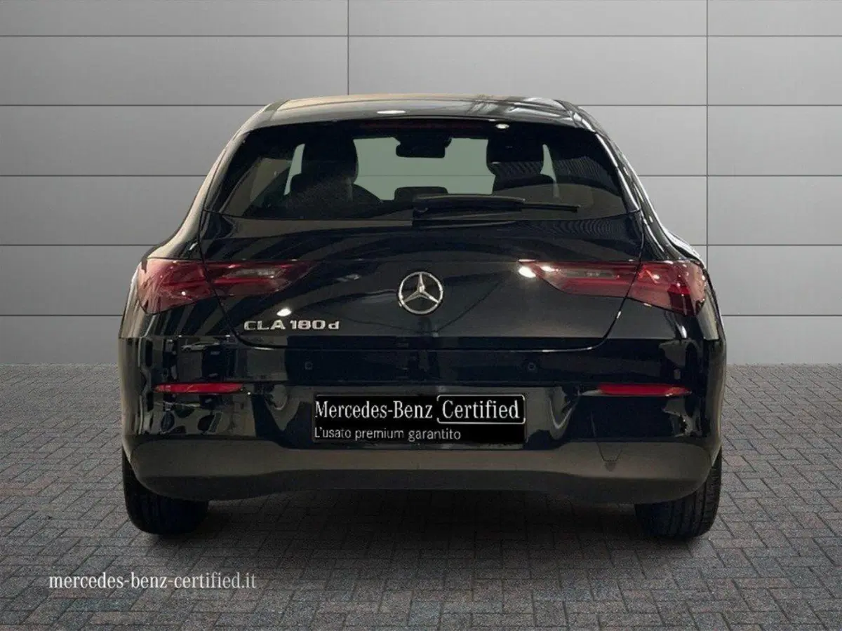 Mercedes-Benz CLA Shooting Brake usata a Ancona (4)