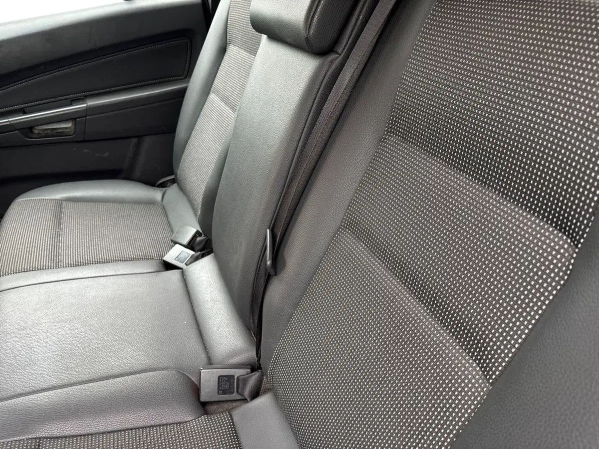 Opel Zafira usata a Torino (10)