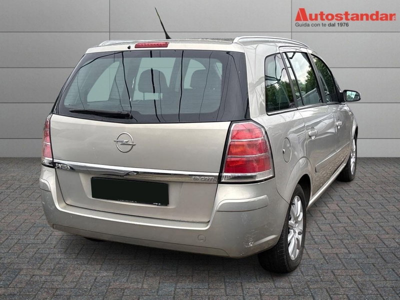 Opel Zafira usata a Torino (6)