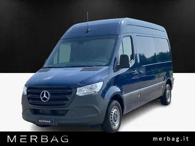 Mercedes-Benz Sprinter 311 fwd 2.0 cdi T 39/35 del 2021 usata a Lainate