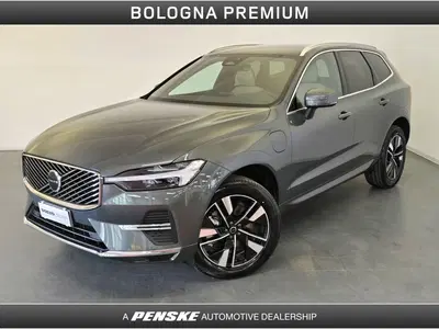 Volvo XC60 2.0 t6 phev Plus Bright awd auto nuova a Casalecchio di Reno