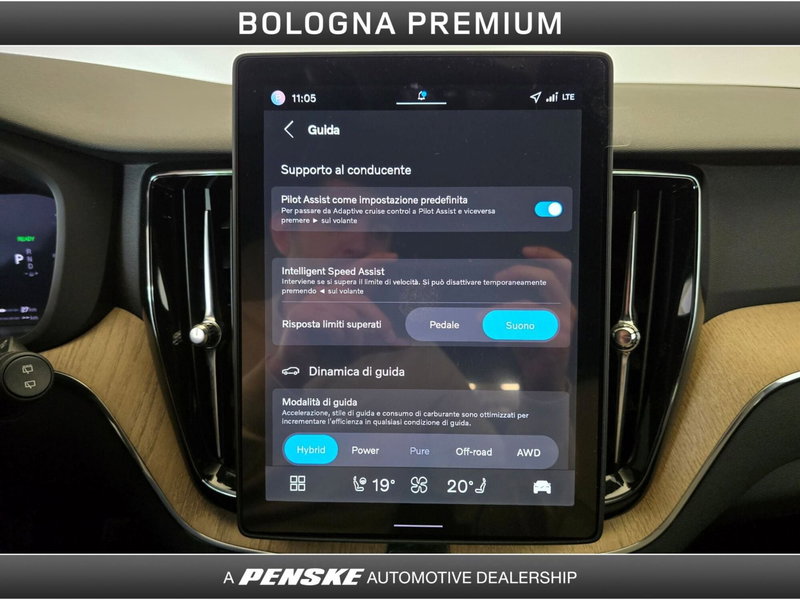 Volvo XC60 nuova a Bologna (13)