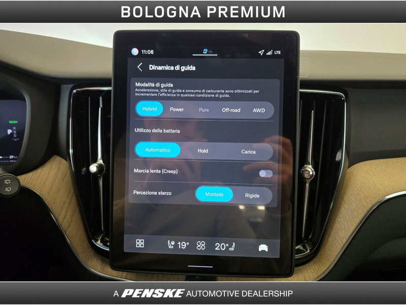 Volvo XC60 nuova a Bologna (14)
