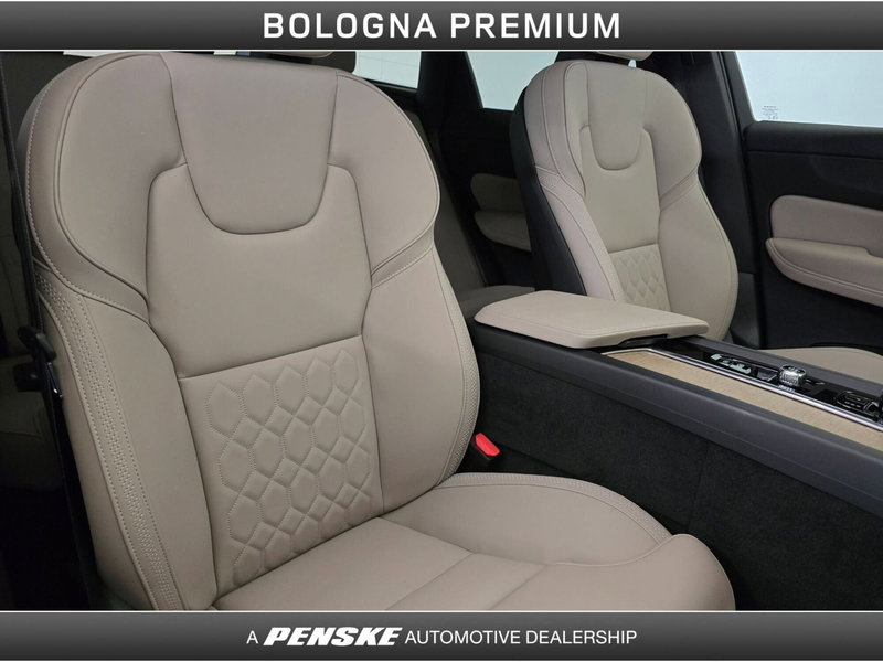 Volvo XC60 nuova a Bologna (15)