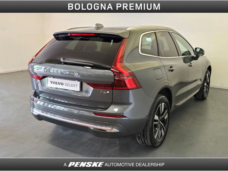 Volvo XC60 nuova a Bologna (2)