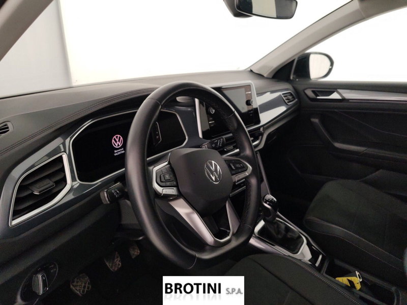 Volkswagen T-Roc usata a Massa-Carrara (7)