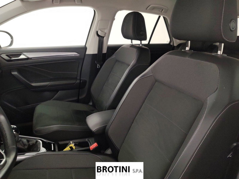 Volkswagen T-Roc usata a Massa-Carrara (8)