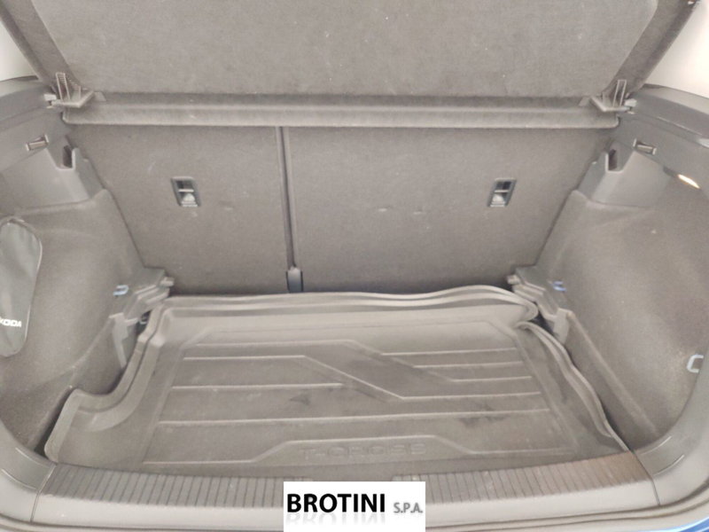 Volkswagen T-Cross usata a Massa-Carrara (15)