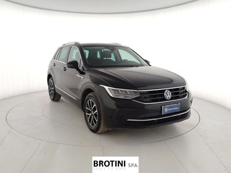 Volkswagen Tiguan usata a Massa-Carrara (4)
