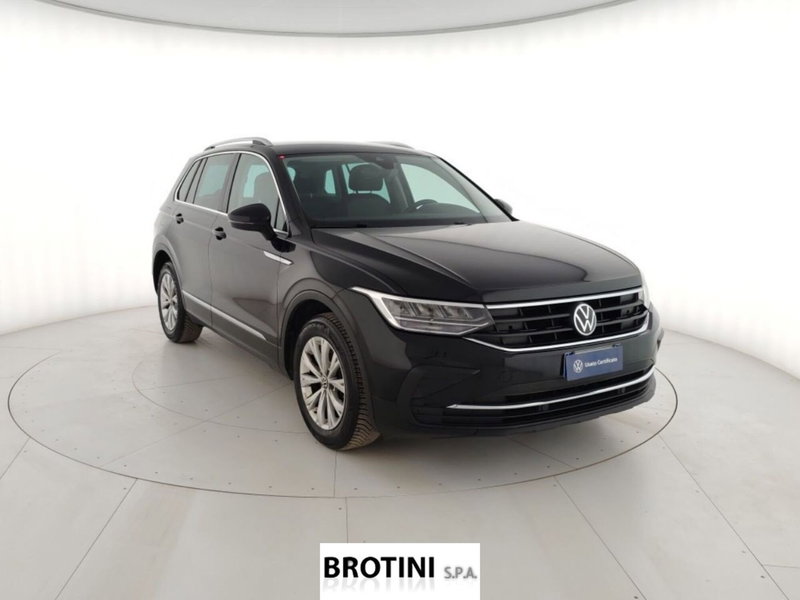Volkswagen Tiguan usata a Massa-Carrara (4)