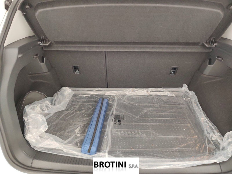 Volkswagen T-Cross usata a Massa-Carrara (15)