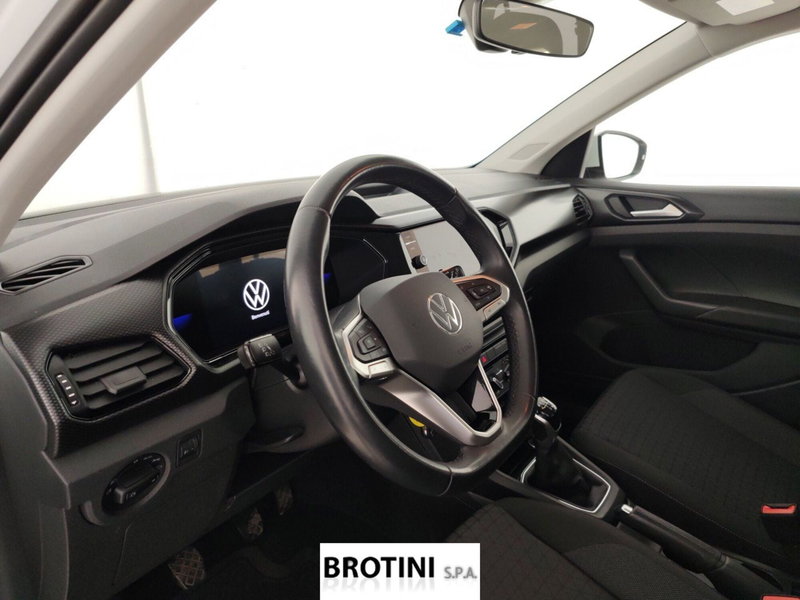 Volkswagen T-Cross usata a Massa-Carrara (8)