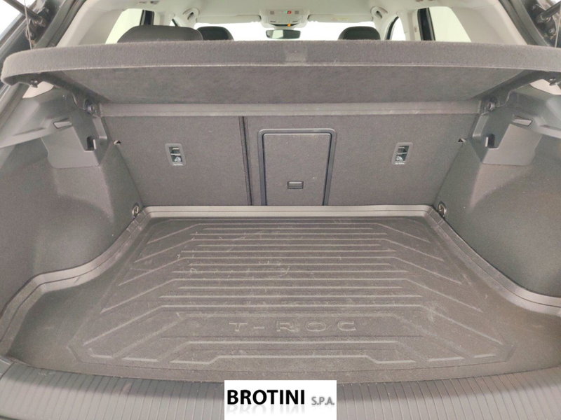 Volkswagen T-Roc usata a Massa-Carrara (15)