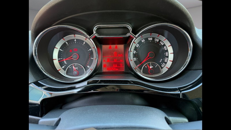 Opel Adam usata a Palermo (7)