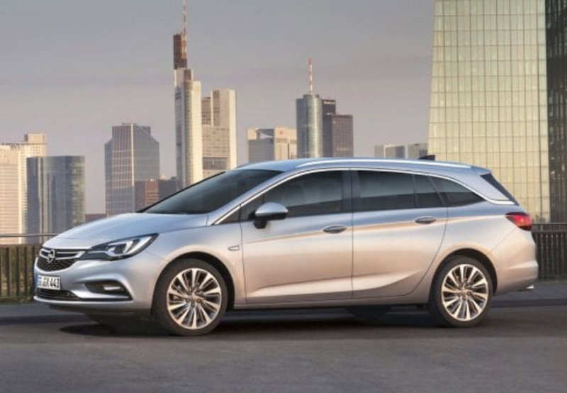 Opel Astra Station Wagon usata a Palermo (13)