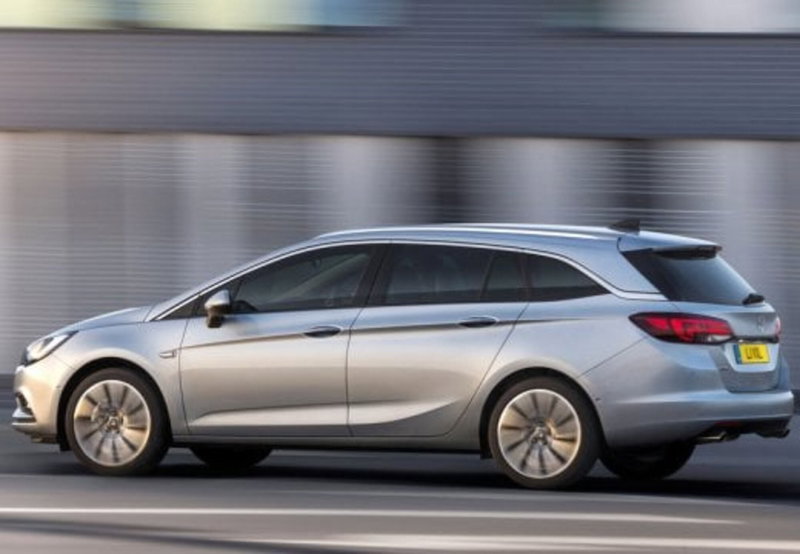 Opel Astra Station Wagon usata a Palermo (14)