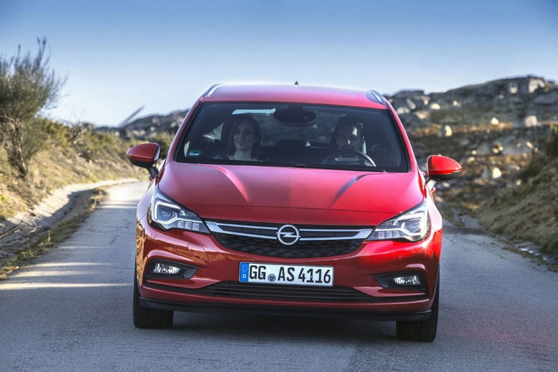 Opel Astra Station Wagon usata a Palermo (2)