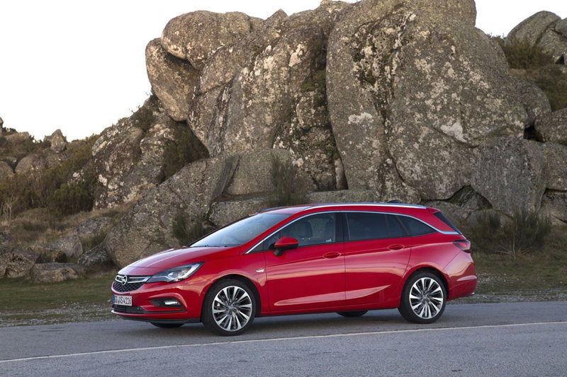 Opel Astra Station Wagon usata a Palermo (7)