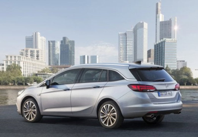 Opel Astra Station Wagon usata a Palermo (9)