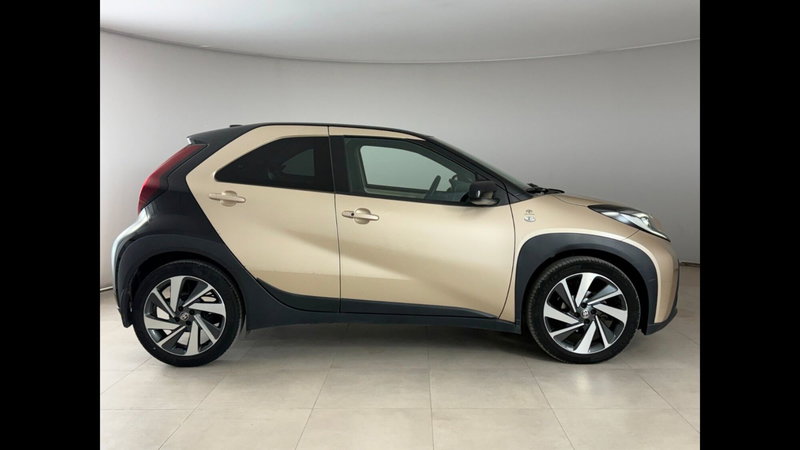 Toyota Aygo X usata a Palermo (13)