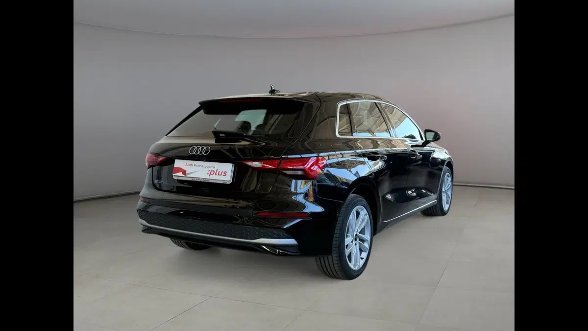 Audi A3 Sedan nuova a Palermo (5)
