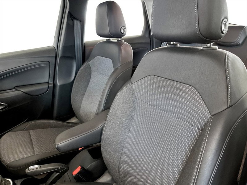 Opel Crossland usata a Varese (7)