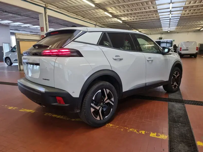 Peugeot 2008 nuova a Varese (14)