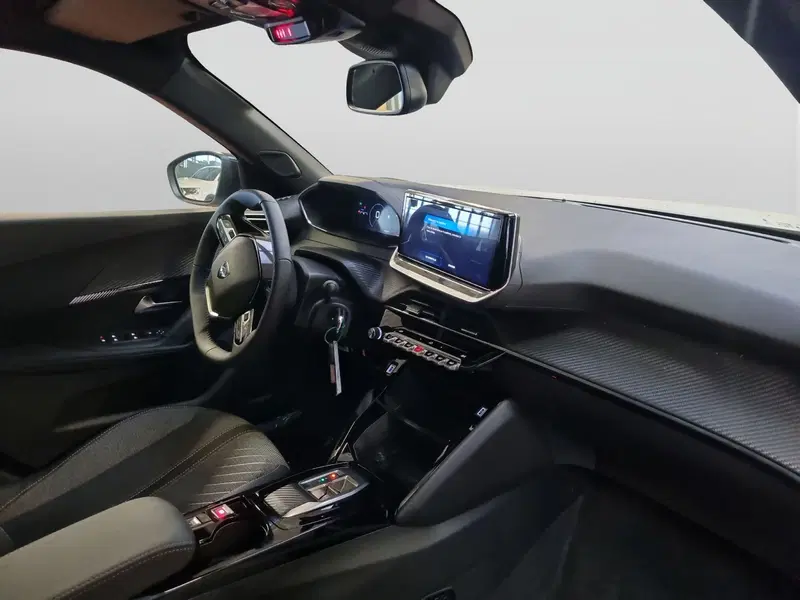 Peugeot 2008 nuova a Varese (6)