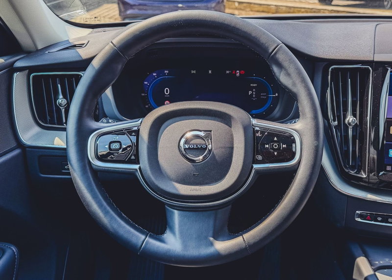 Volvo XC60 usata a Vercelli (11)