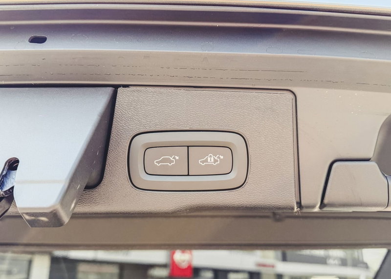 Volvo XC60 usata a Vercelli (17)