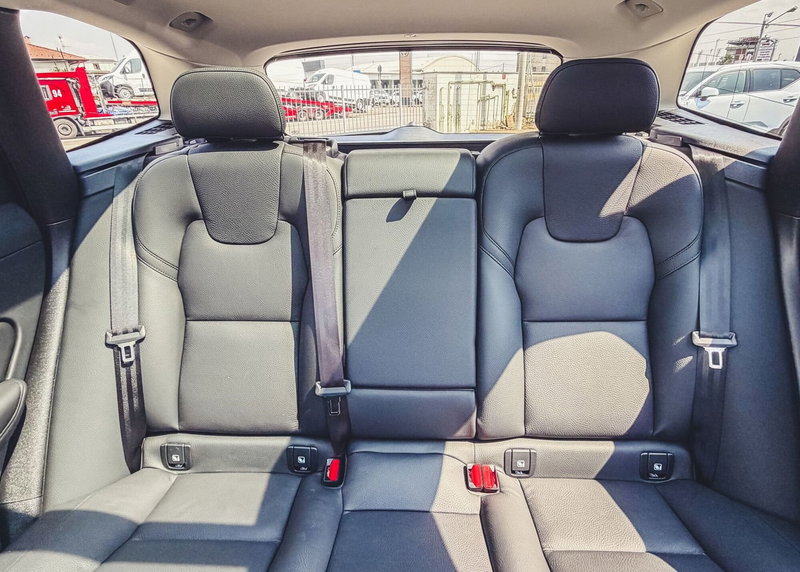 Volvo XC60 usata a Vercelli (9)