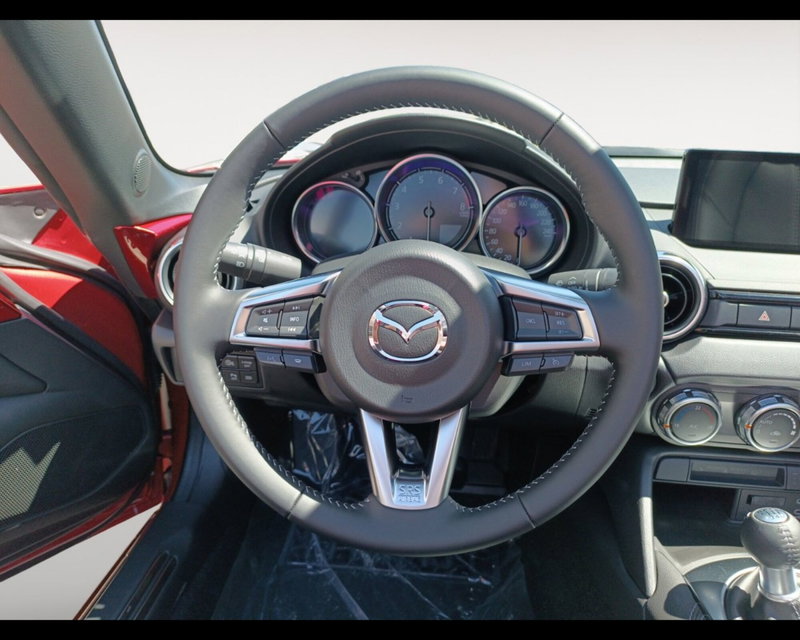 Mazda MX-5 nuova a Ravenna (12)