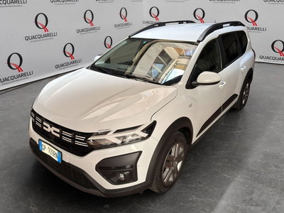 Dacia Jogger 1.0 tce Expression Gpl 100cv 7p.ti del 2023 usata a Milano