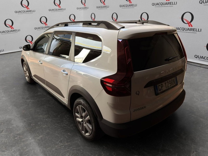 Dacia Jogger usata a Milano (6)