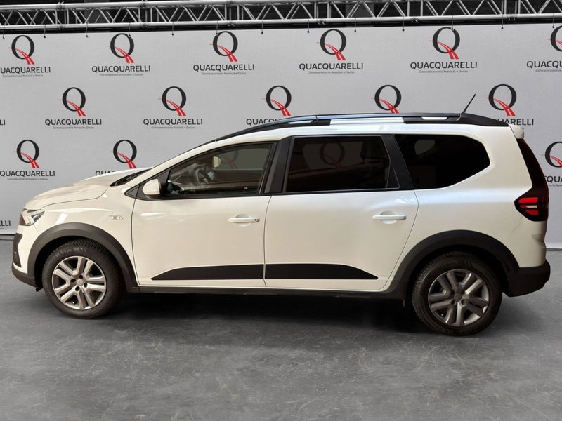 Dacia Jogger usata a Milano (7)