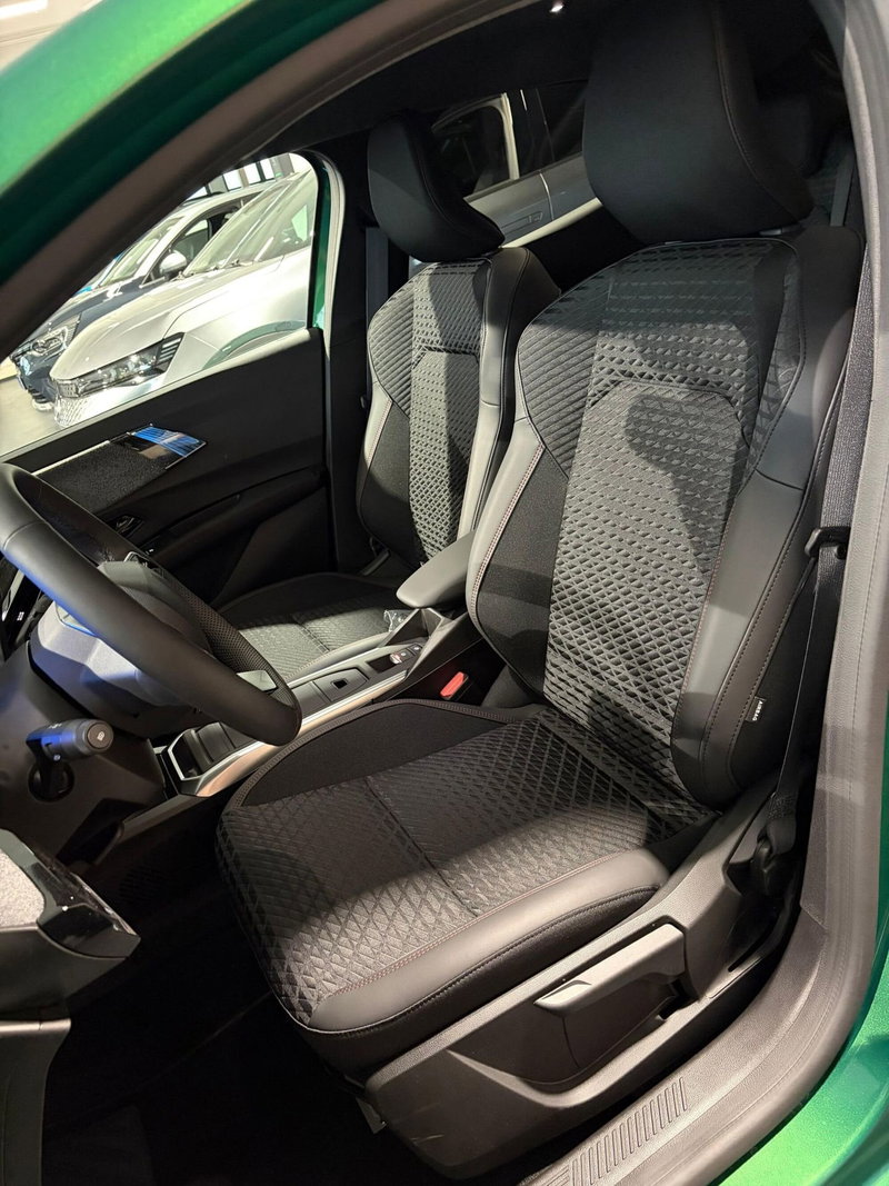 Renault Clio nuova a Milano (12)